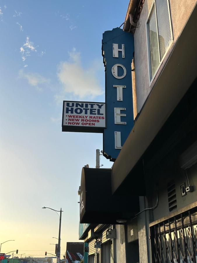 Unity Hotel - No Parking & Rooms Are Upstairs Long Beach Esterno foto